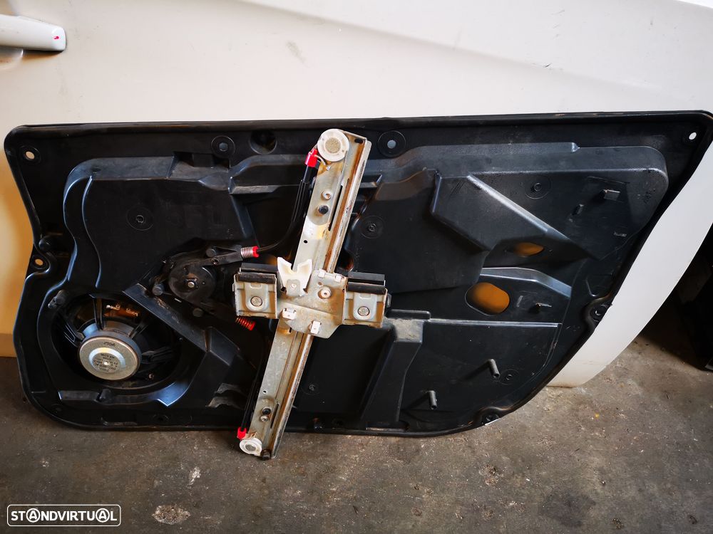 FORD FIESTA VI ELEVADOR FRENTE ESQUERDO - 4
