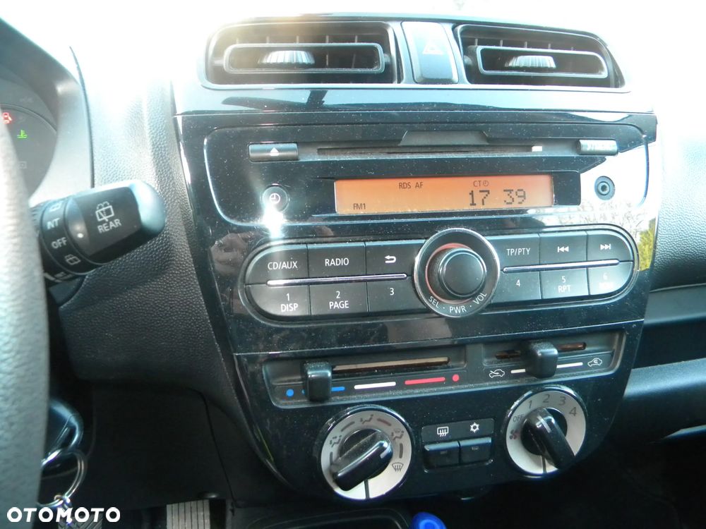 Mitsubishi Space Star - 8