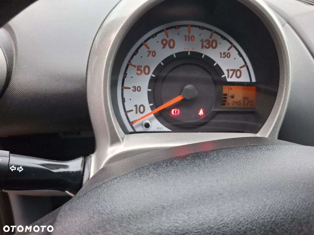 Toyota Aygo Standard - 10