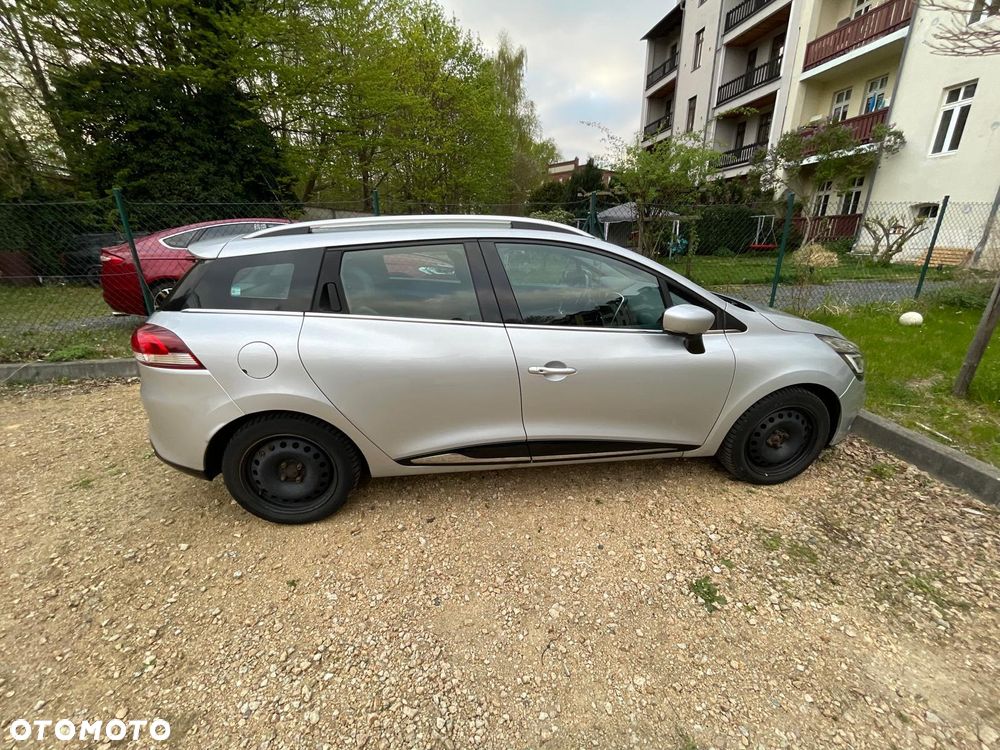 Renault Clio - 1