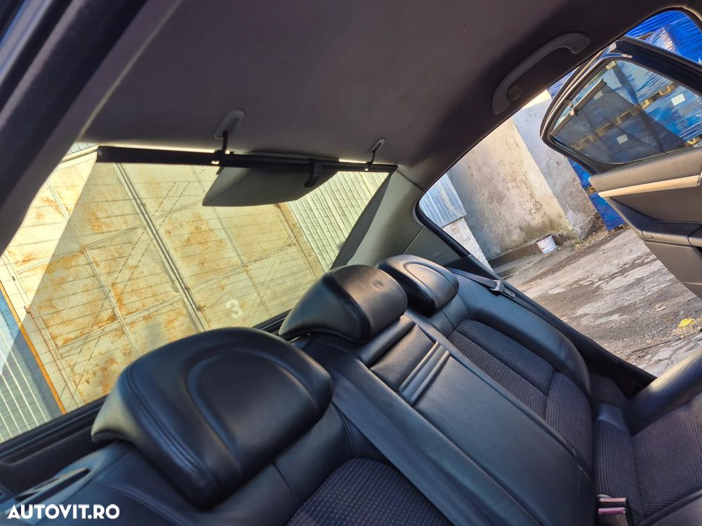 Peugeot 407 HDi 165 Automatik Business Line - 31