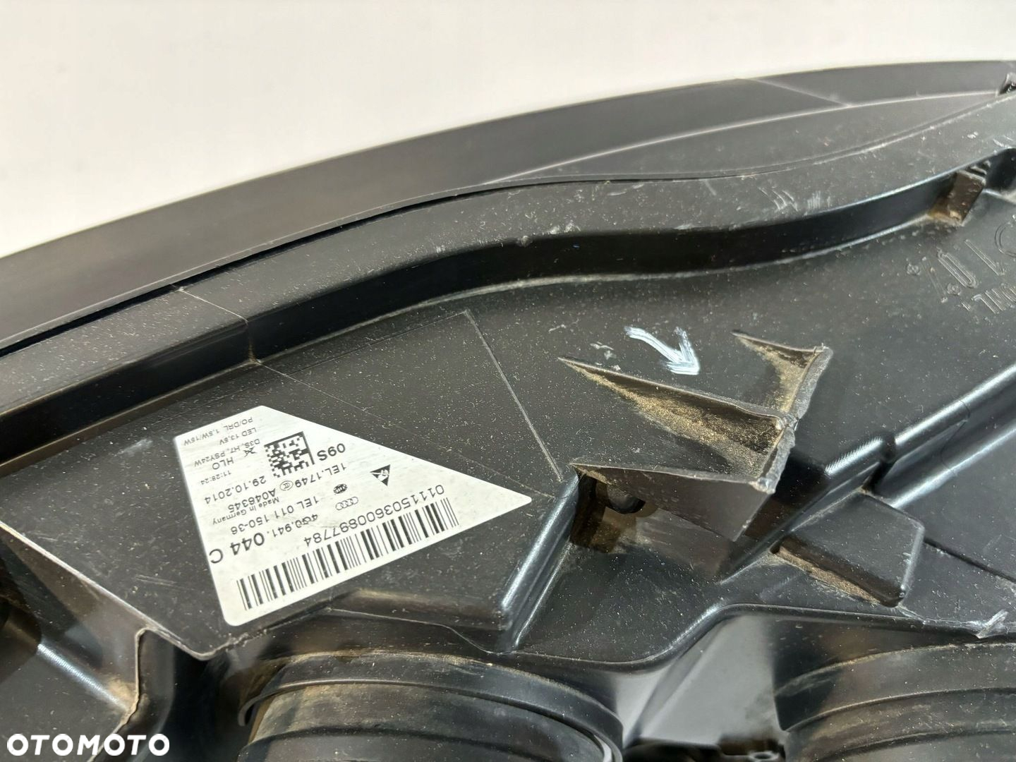 AUDI A6 C7 Lampa przednia Xenon Prawa - 17455 - 10