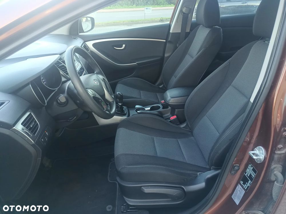 Hyundai i30 1.6 Style - 9