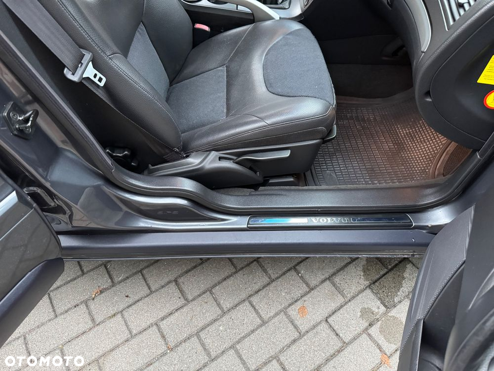 Volvo XC 70 2.4D5 AWD Summum - 23