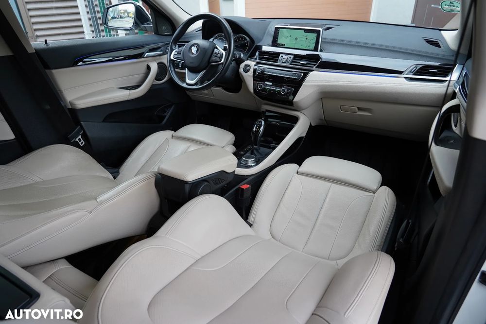 BMW X2 xDrive20i Aut. Advantage Plus - 11