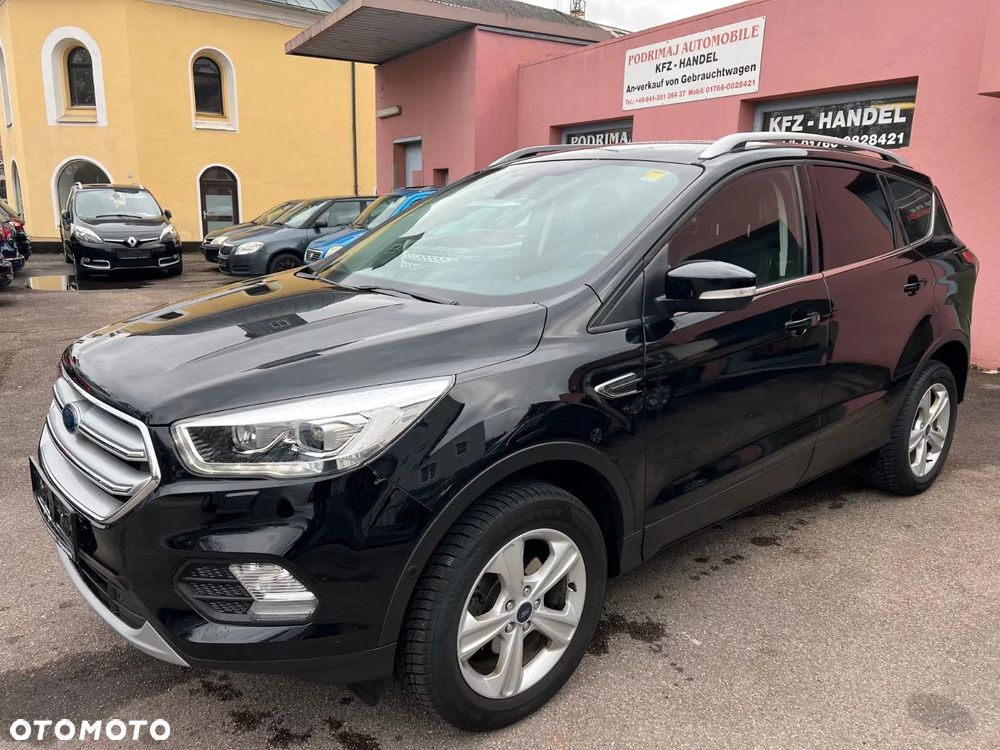 Ford Kuga 1.5 EcoBoost 2x4 Titanium - 1