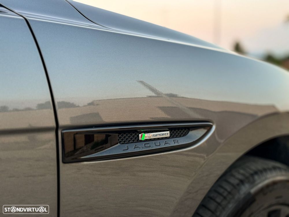 Jaguar F-Pace 20d Aut. R-Sport - 10