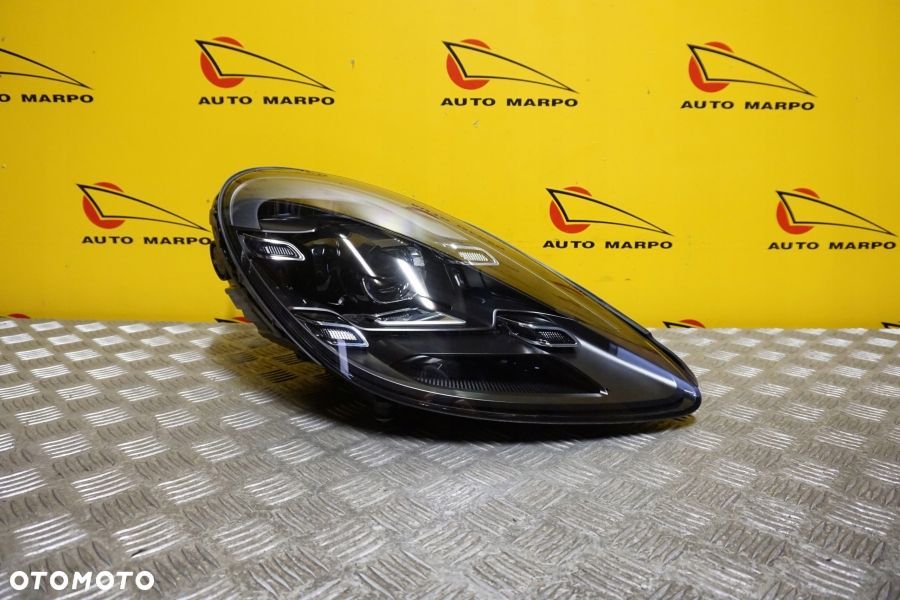 PORSCHE 718 BOXSTER CAYMAN 982 2018- REFLEKTOR LAMPA FULL LED PRAWA USA - 2