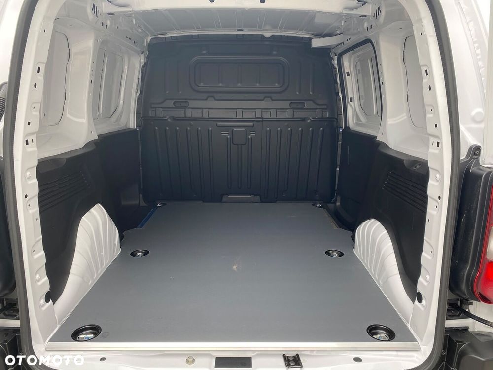 Toyota PROACE CITY - 24