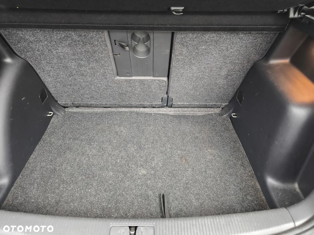 Volkswagen Golf Plus 1.6 Goal - 28