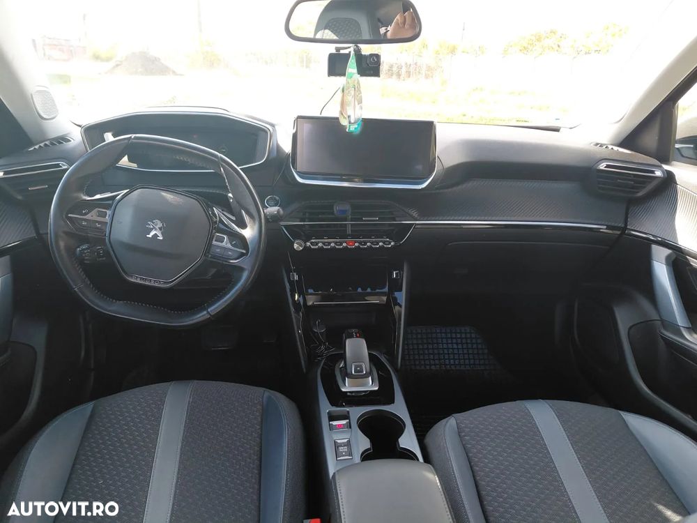 Peugeot 2008 1.5 BlueHDI 130 S&S EAT8 Allure - 13