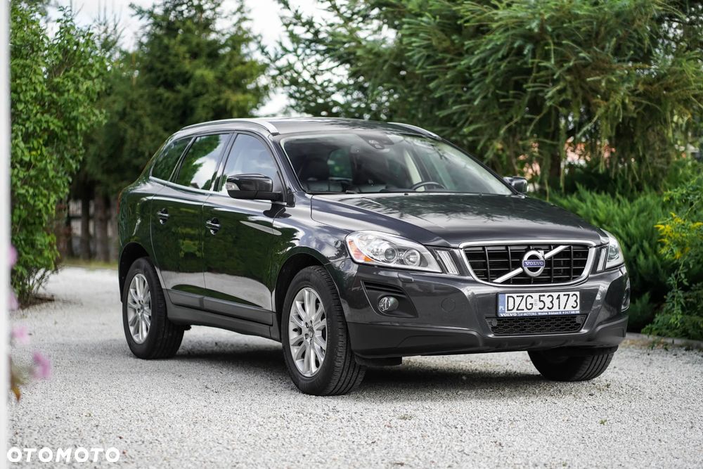 Volvo XC 60 D3 AWD Momentum - 1