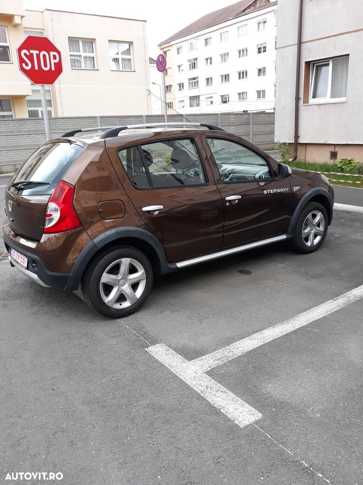 Dacia Sandero 1.6 MPI Stepway - 1