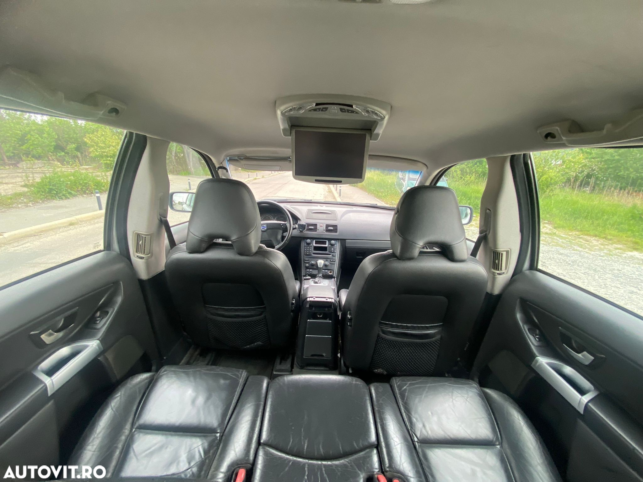 Volvo XC 90 2.4 D Aut. 7 locuri - 11