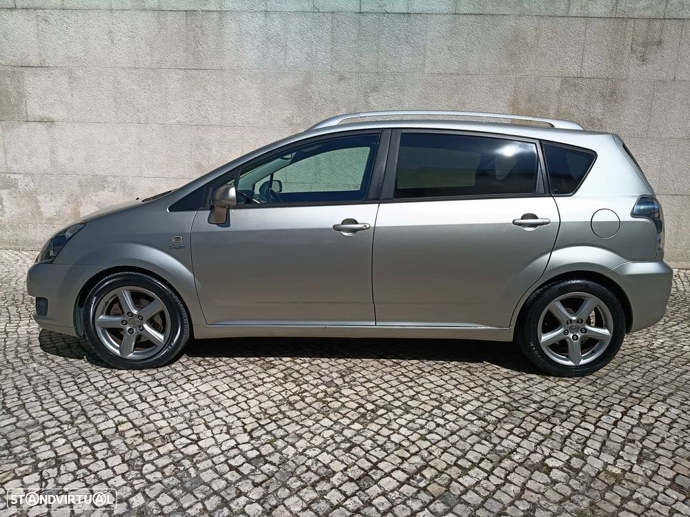 Toyota Corolla Verso 2.2 D-4D Sol - 22