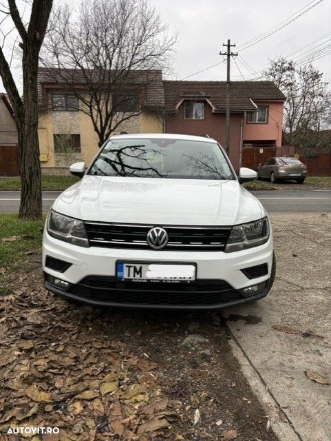 Volkswagen Tiguan - 2