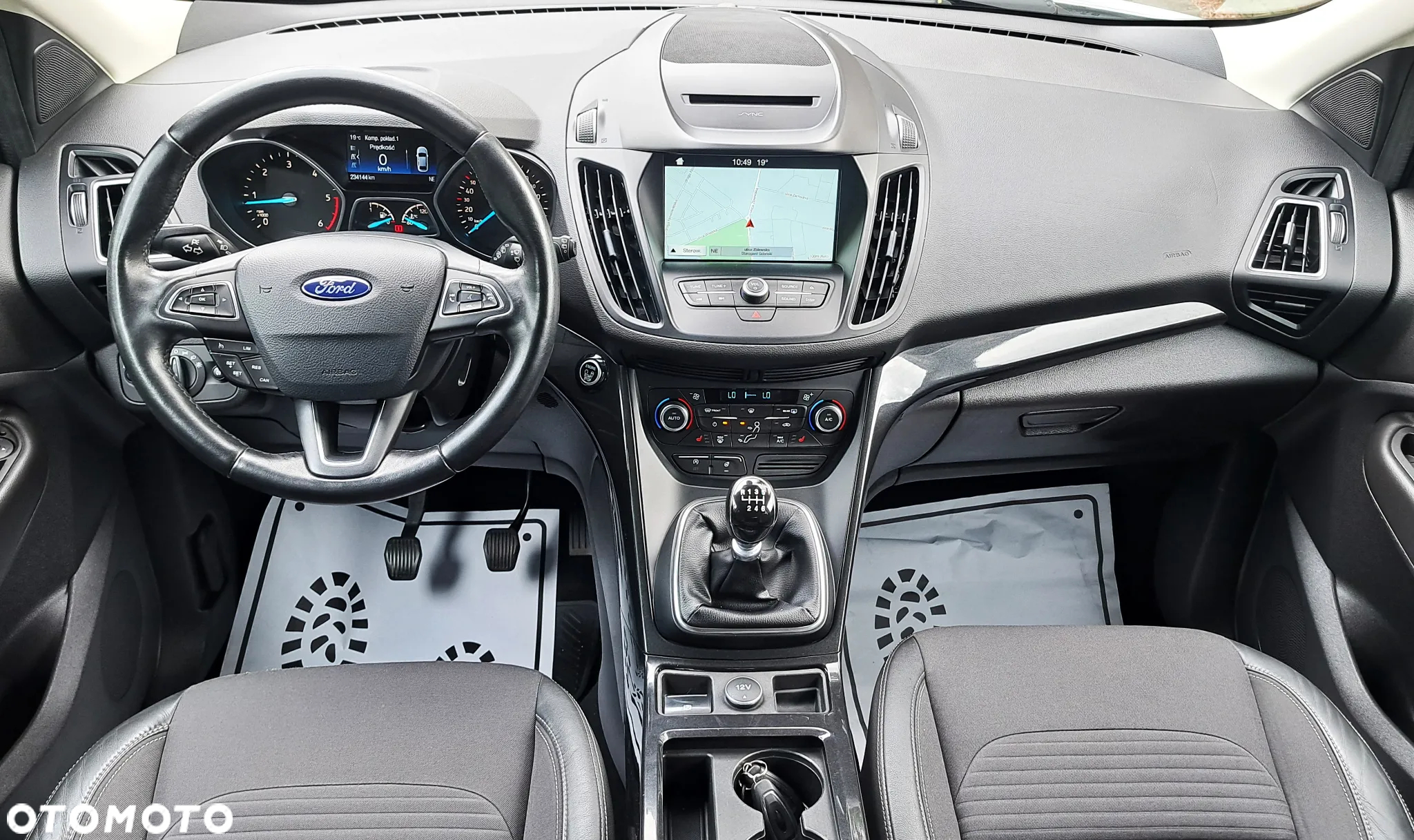 Ford Kuga 2.0 TDCi 4WD Titanium - 36