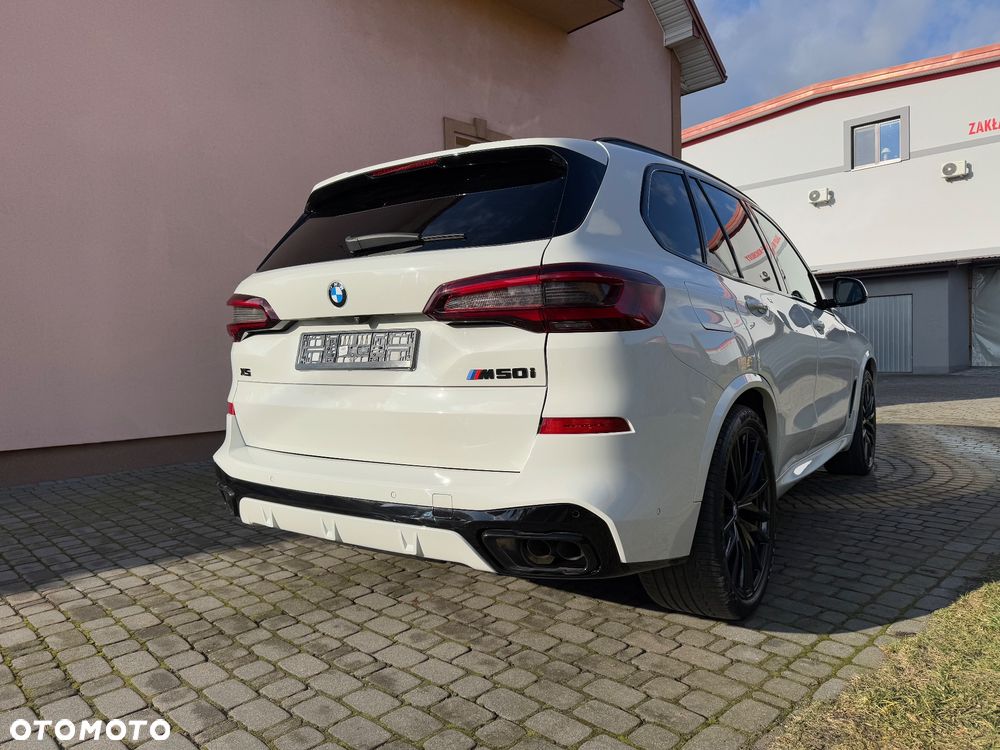 BMW X5 M M50i - 7