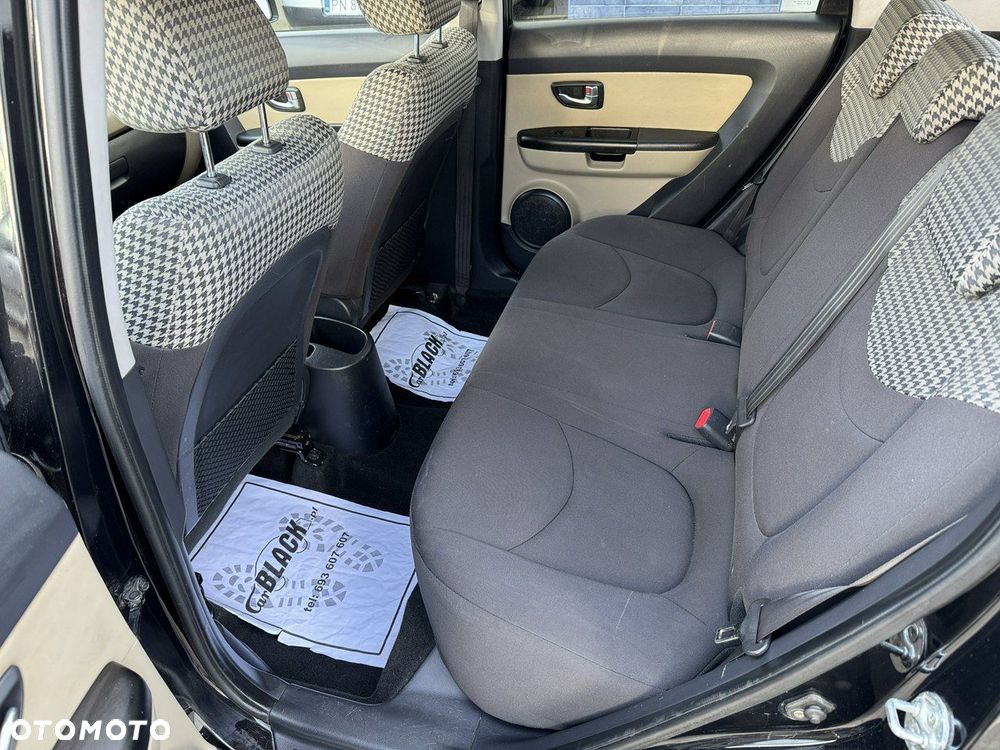 Kia Soul - 10