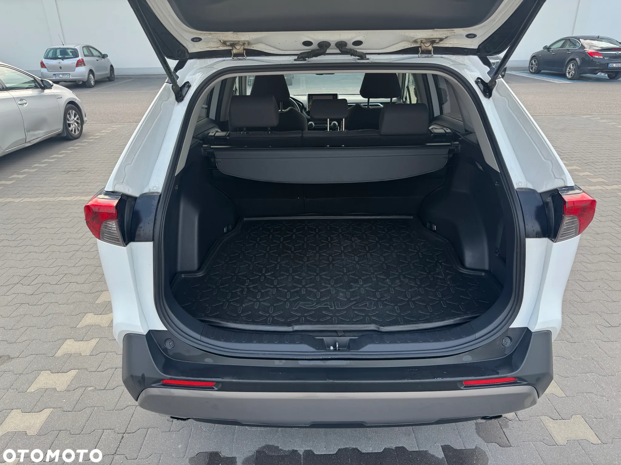 Toyota RAV4 2.5 Hybrid Comfort 4x4 - 11