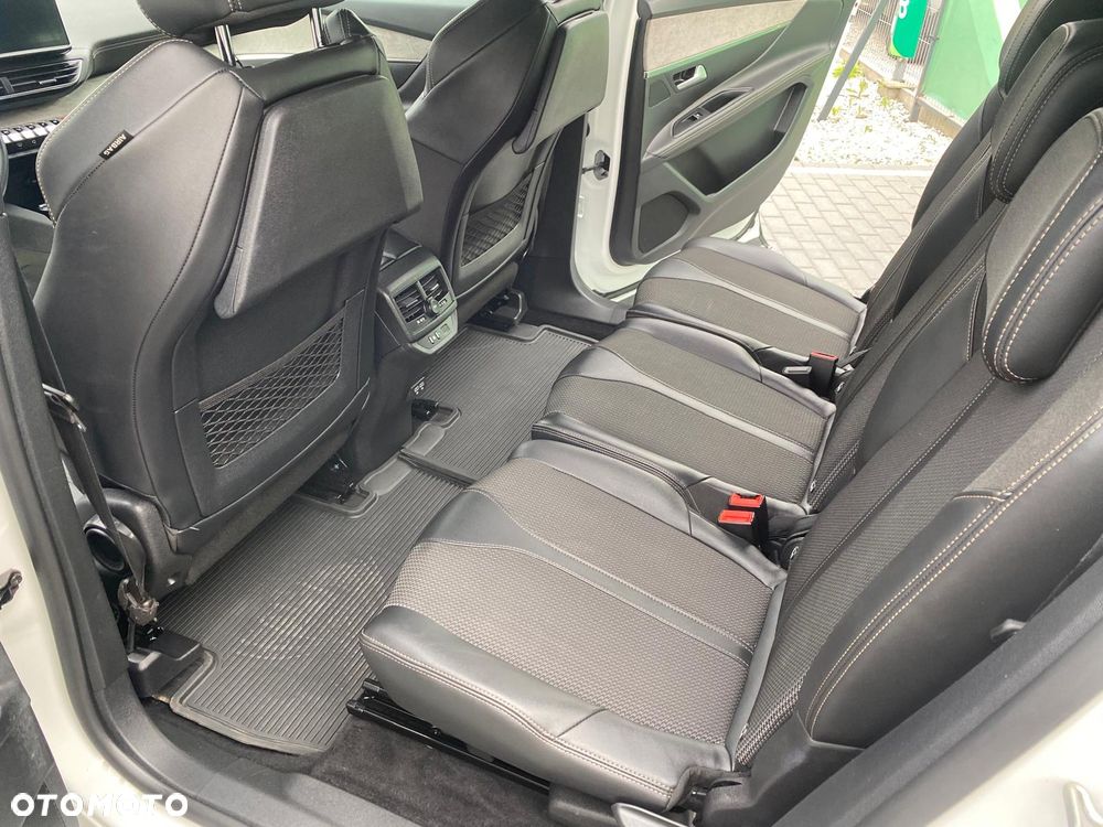 Peugeot 5008 1.5 BlueHDi GT S&S EAT8 - 11