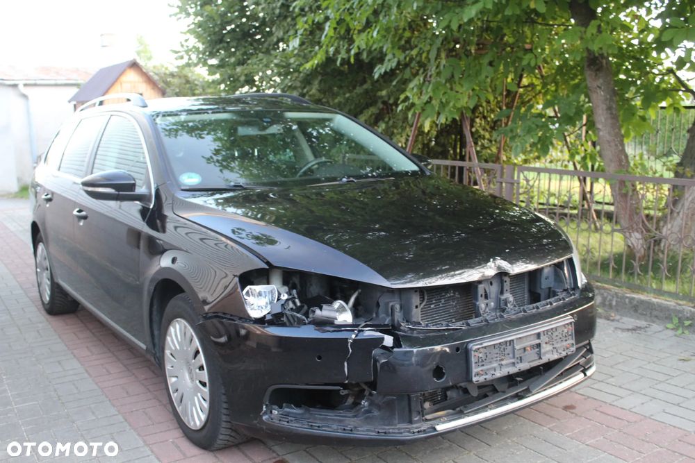 Volkswagen Passat 2.0 TDI Comfortline - 5