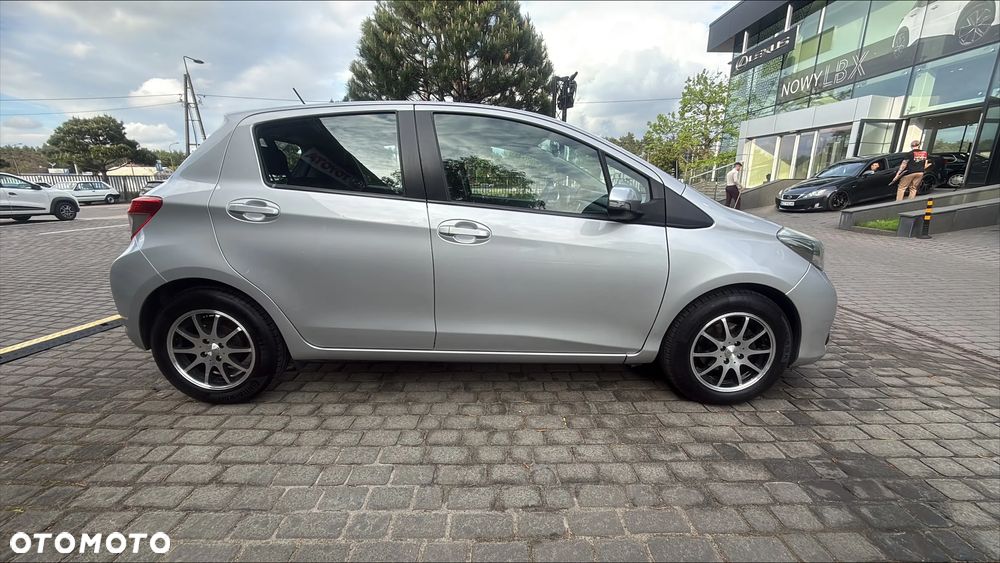 Toyota Yaris 1.33 Active - 1