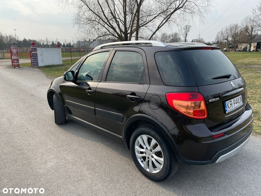 Suzuki SX4 1.6 Premium 2012 - 4