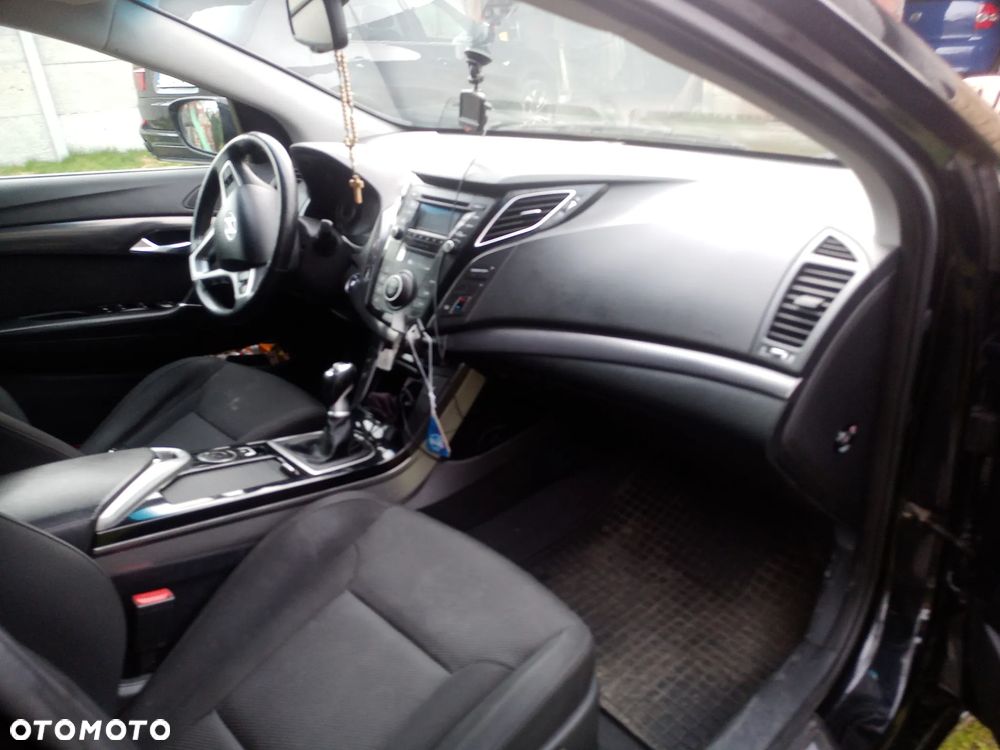 Hyundai i40 1.7 CRDi Comfort + - 9