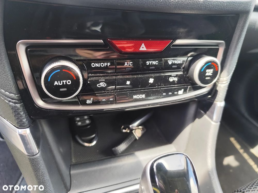 Subaru Forester ver-2-0-i-exclusive-special-eyesight-lineartronic - 40