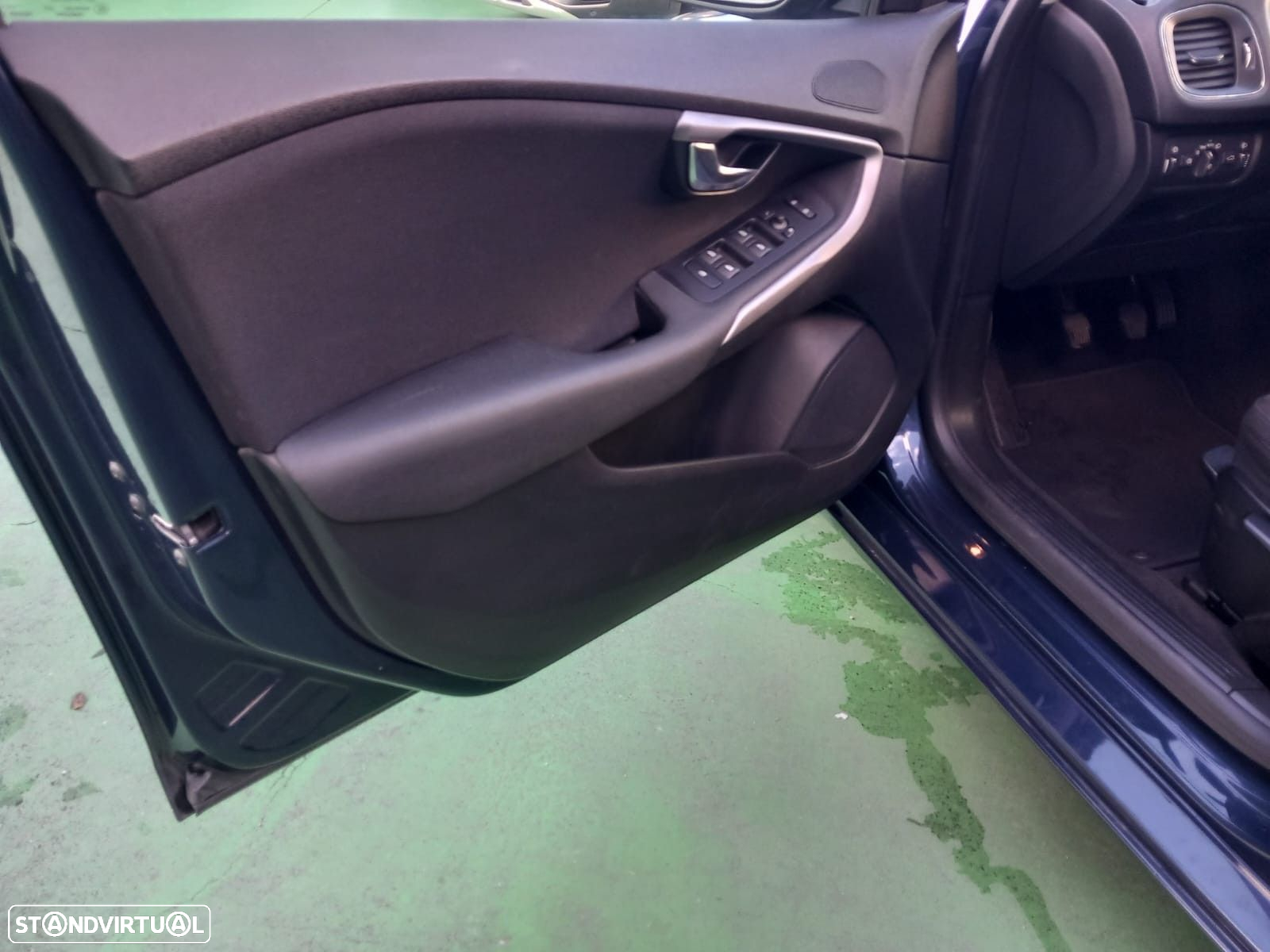 Volvo V40 1.6 D2 Eco Momentum - 7