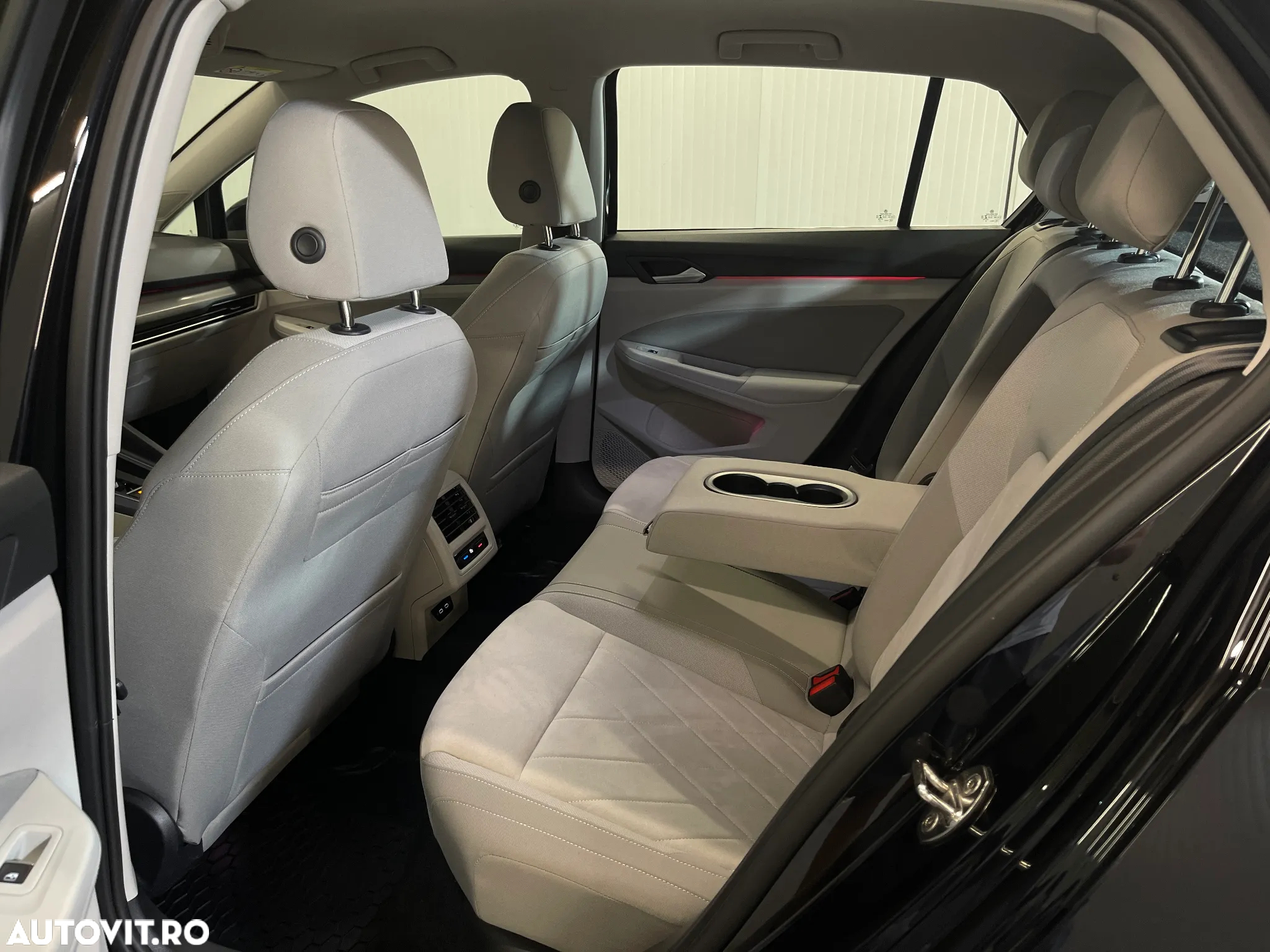 Volkswagen Golf 2.0 TDI DSG Style - 10