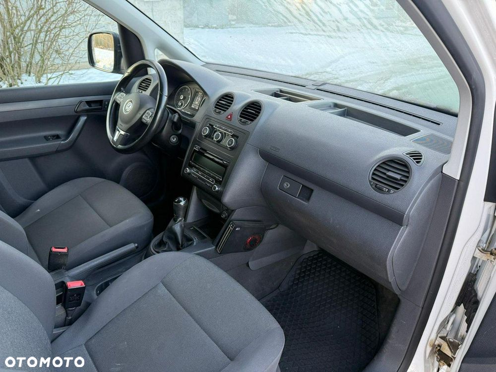 Volkswagen Caddy - 10