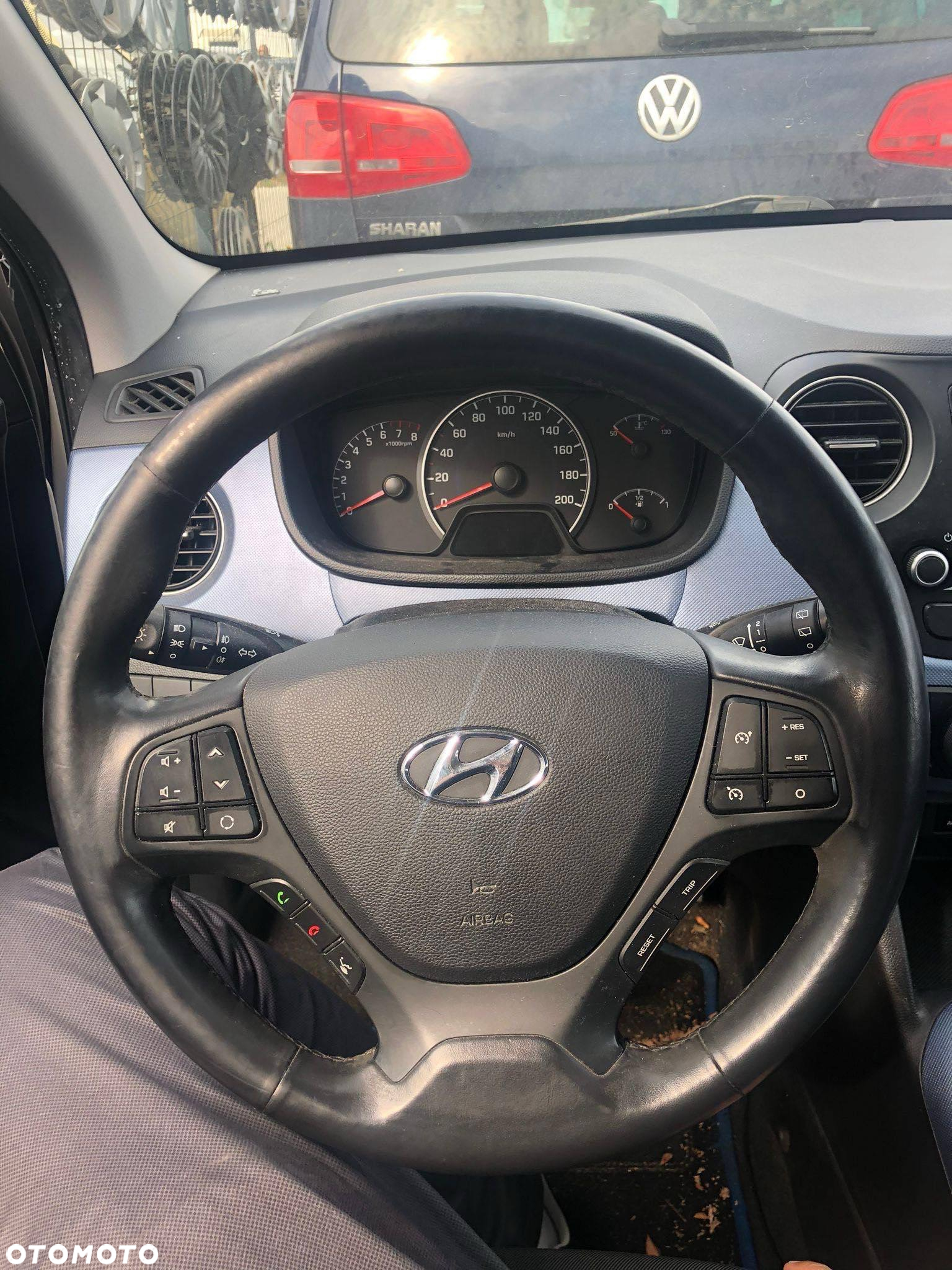 Hyundai i10 1.0 BlueDrive Comfort - 29
