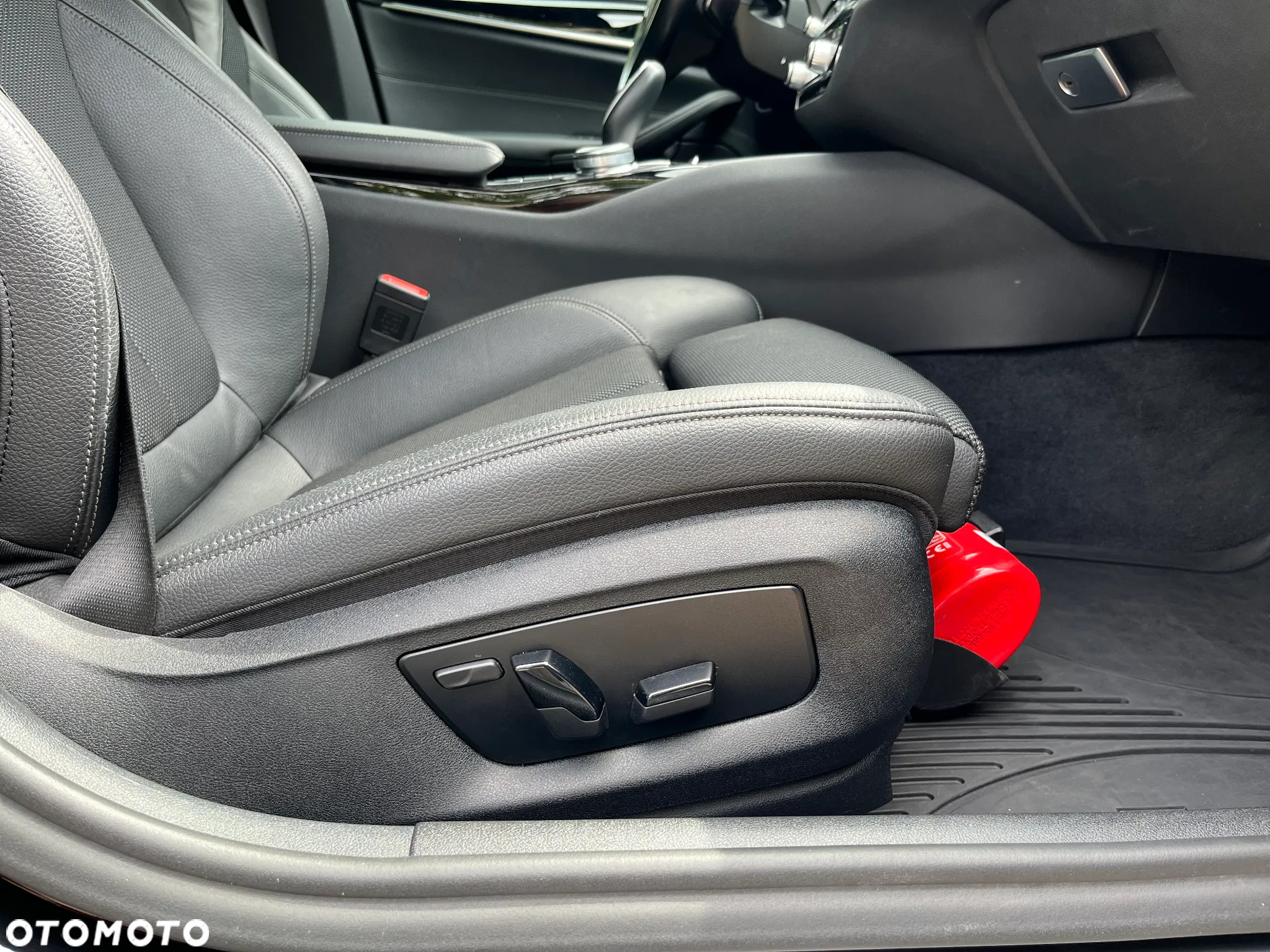 BMW Seria 5 518d Sport Line sport - 17
