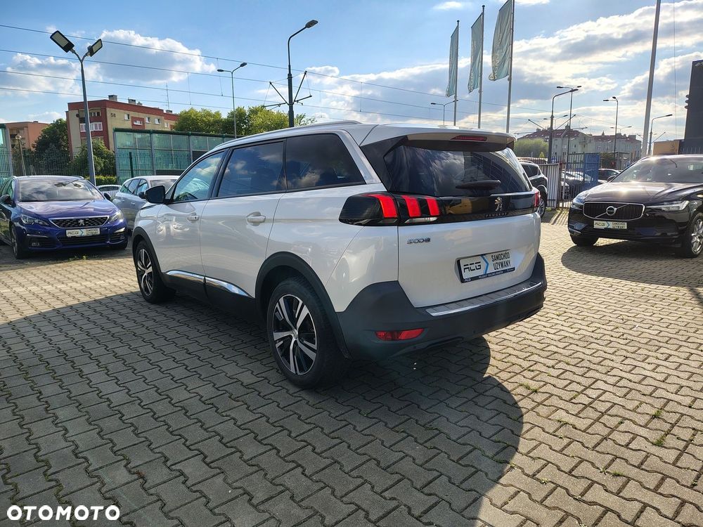 Peugeot 5008 1.6 BlueHDI Allure S&S EAT6 - 3