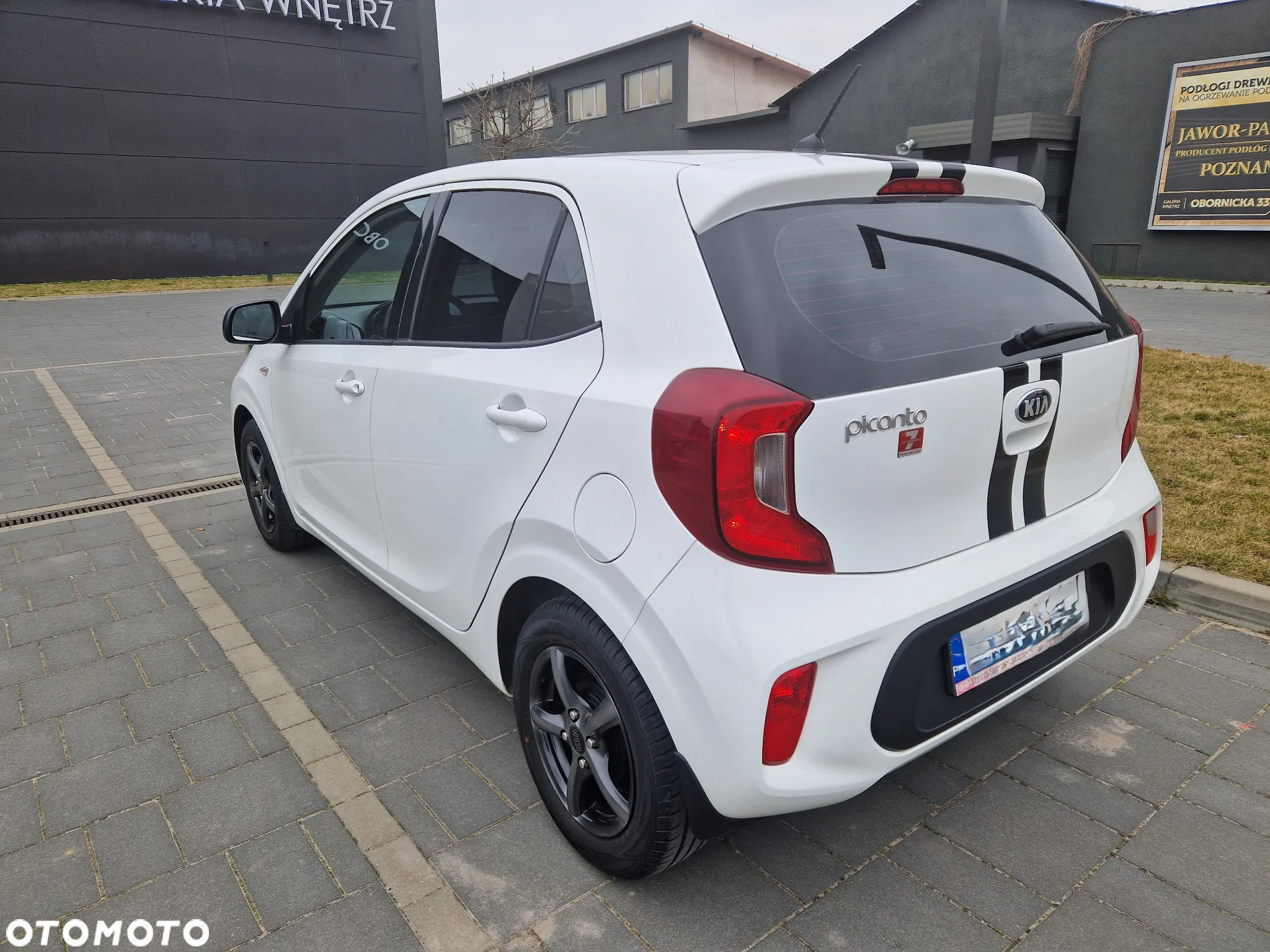 Kia Picanto 1.0 M - 3