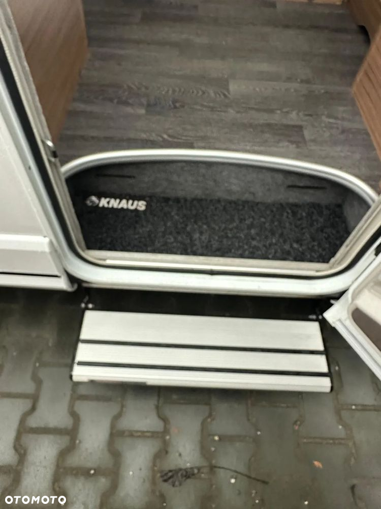KNAUS R 12 - 7