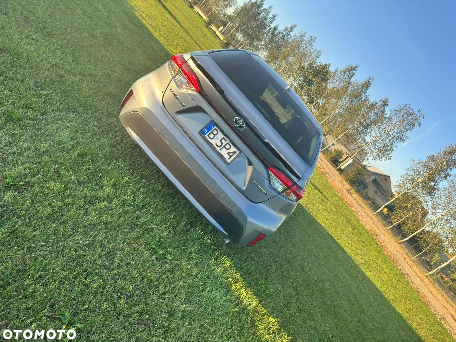 Toyota Corolla 1.8 Hybrid Executive - 9