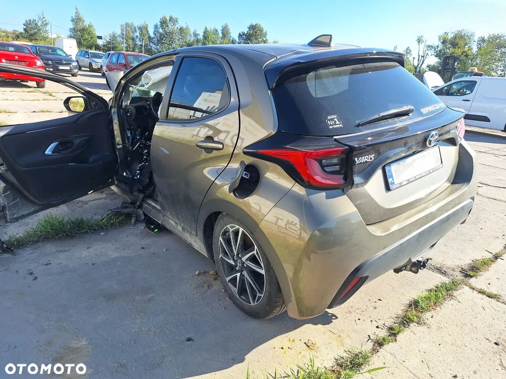 Toyota Yaris Hybrid 1.5 Active - 3
