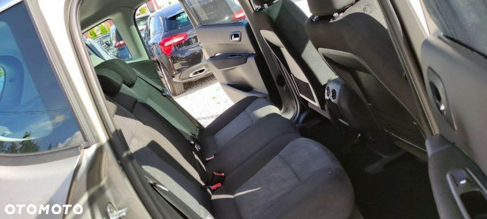 Peugeot 3008 HDi 150 Active - 21