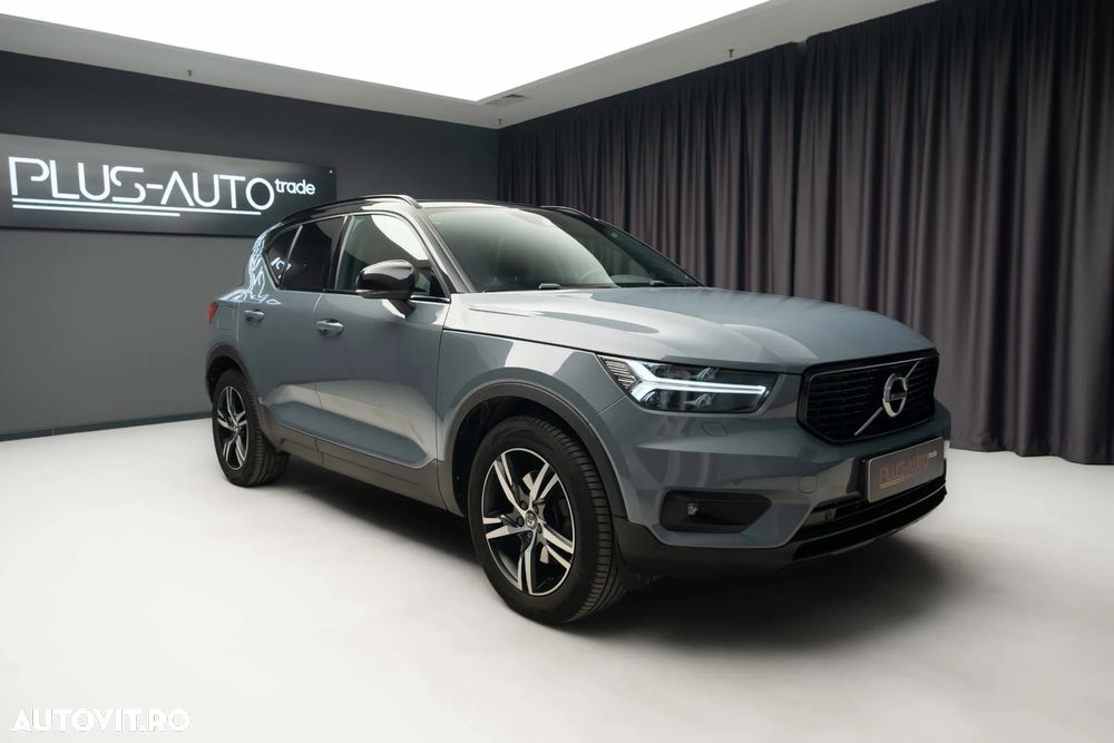Volvo XC 40 B4 AT8 AWD Mild Hybrid R-Design - 2