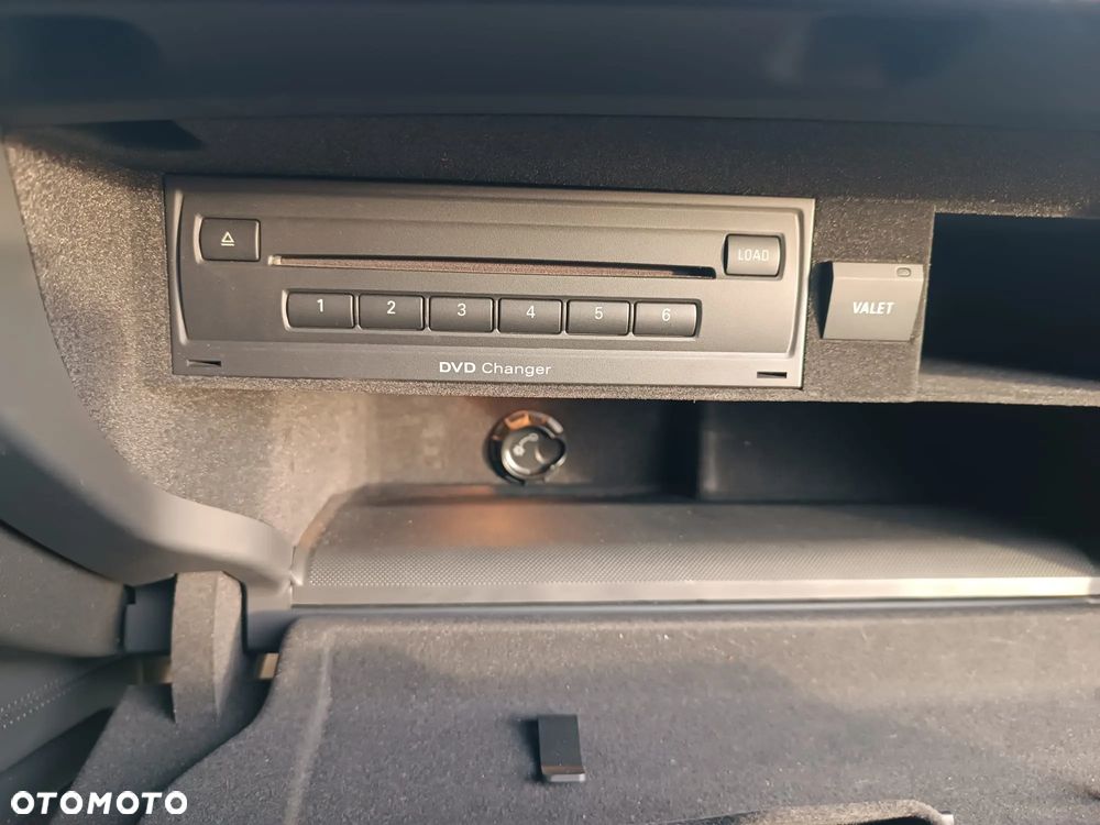 Audi A8 4.2 FSI L Quattro - 31