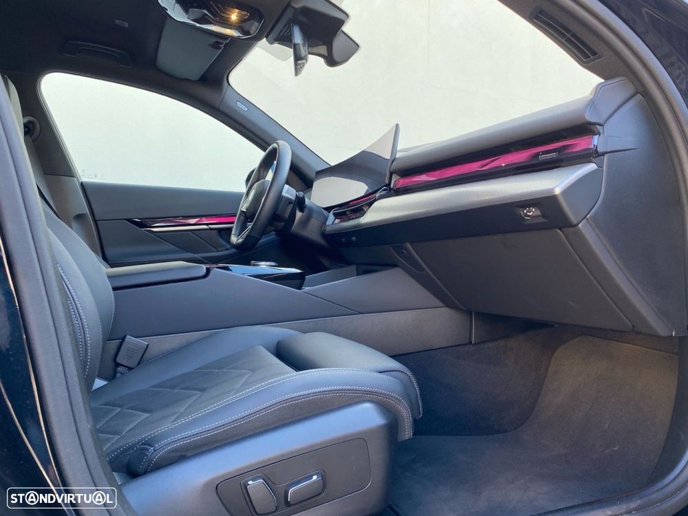 BMW i5 eDrive40 Pack Desportivo M - 17