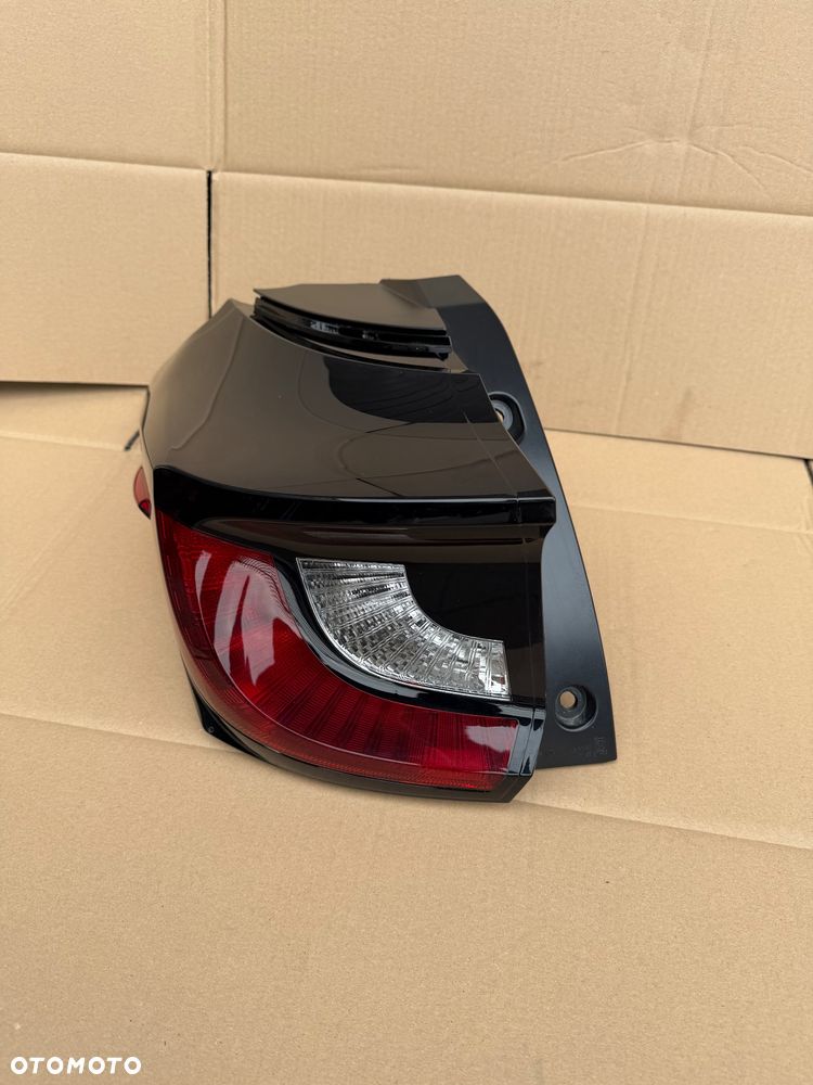 TOYOTA YARIS IV 20-25R LAMPA LEWA TYŁ ZWYKŁA - 2
