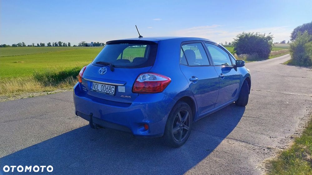 Toyota Auris 1.33 VVT-i Terra - 5