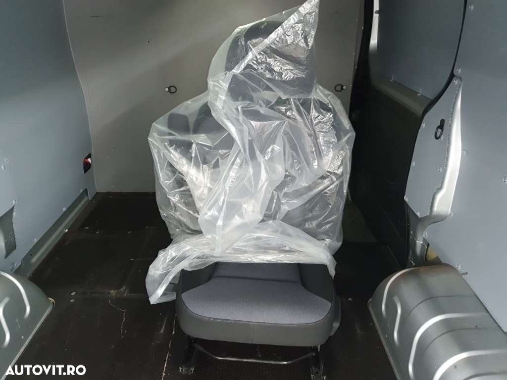 Opel Vivaro - 5