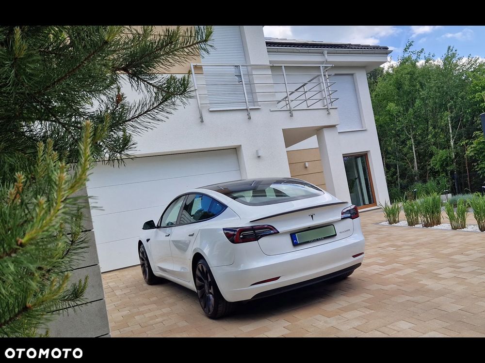 Tesla Model 3 Performance AWD - 12