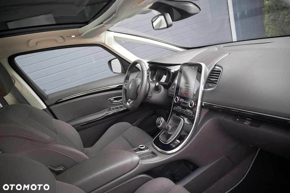 Renault Espace 1.6 dCi Energy Life 7os - 19