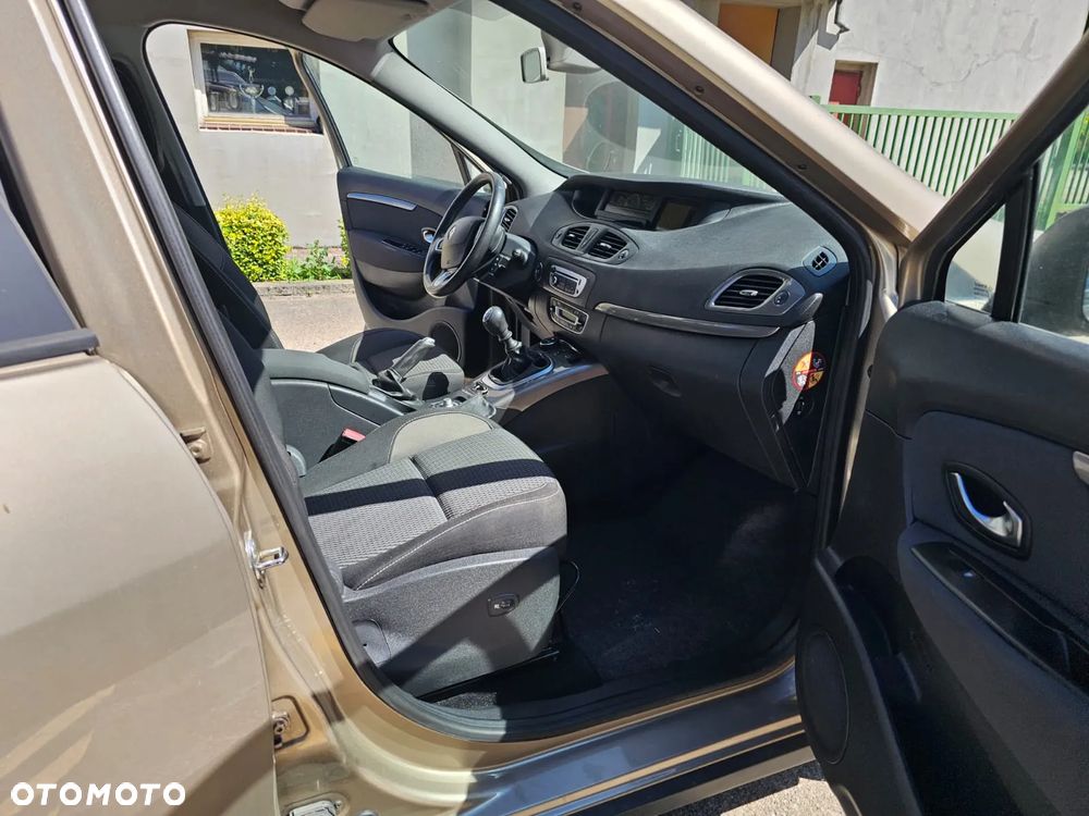 Renault Scenic - 30